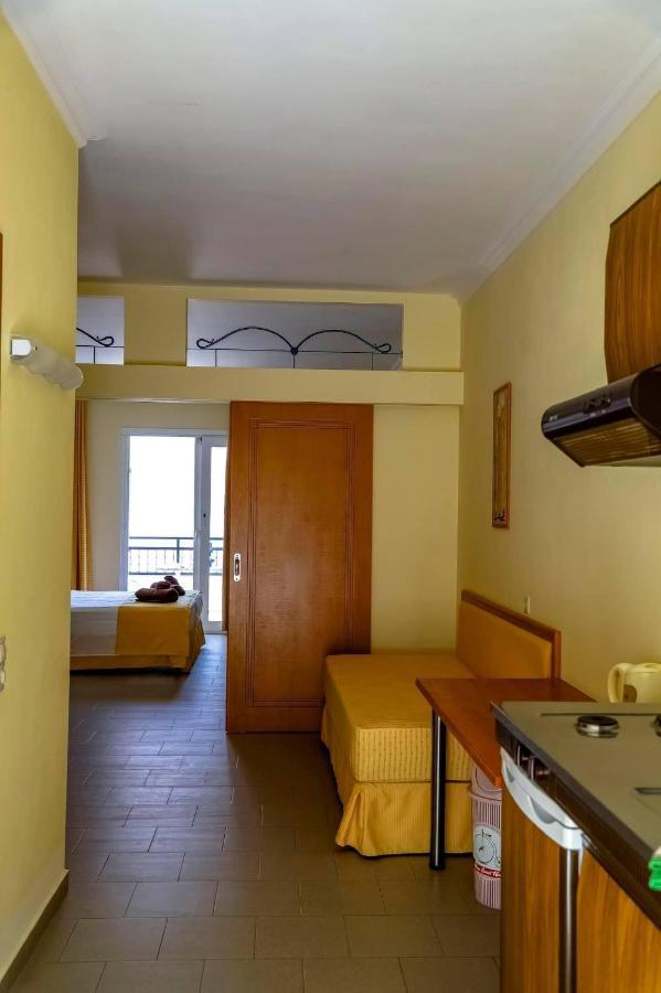 Coloma Apartments Pefkos Pefki Exterior foto
